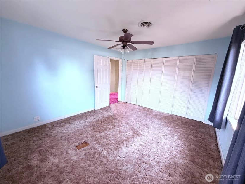 Property photo for 8811 Wildwood Avenue Sw, Lakewood photo 20
