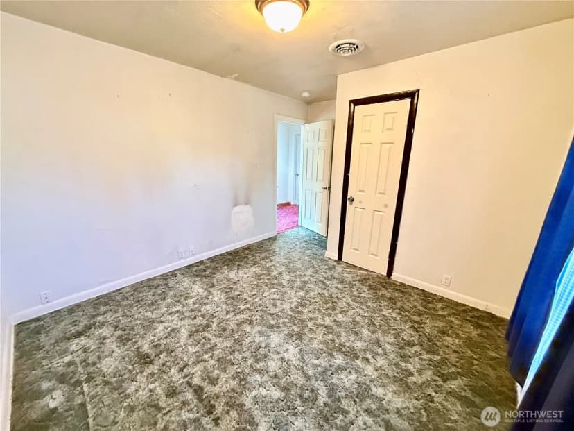 Property photo for 8811 Wildwood Avenue Sw, Lakewood photo 24