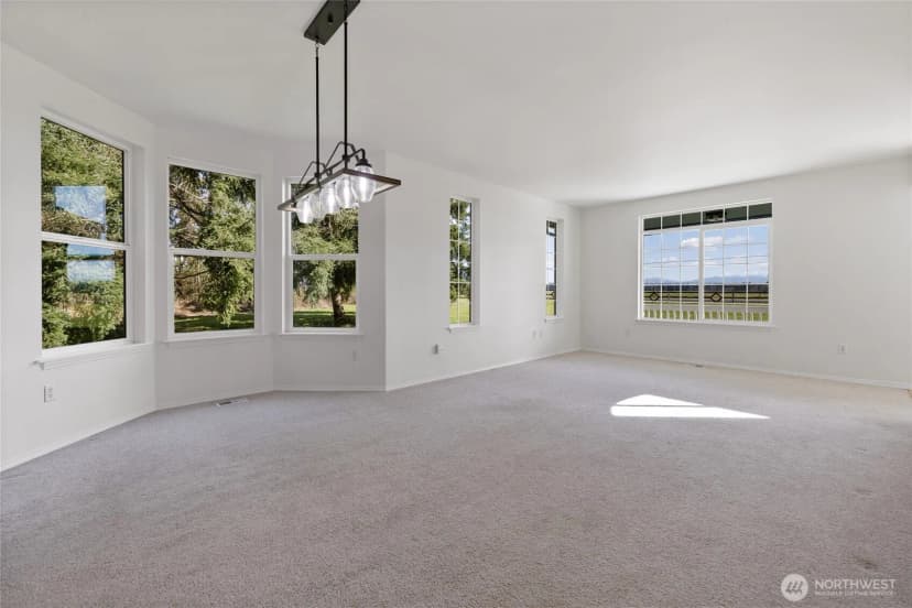 Property photo for 31502 40th Avenue S, Roy photo 8