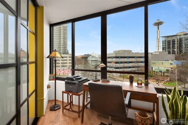 Property photo for 2621 2nd Avenue #504, Seattle