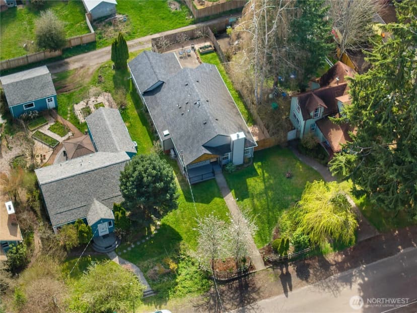 Property photo for 1505 Dickinson Avenue Nw, Olympia photo 37