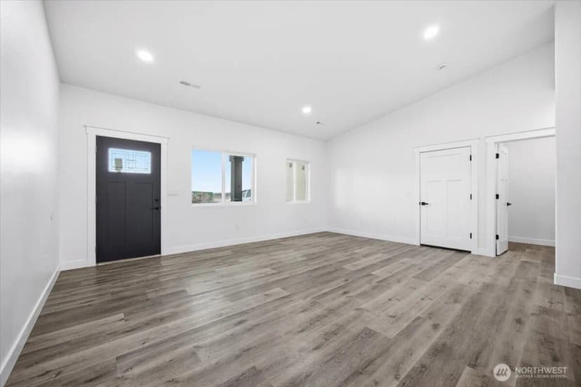 Property photo for 320 Victoria Street, Sunnyside photo 11