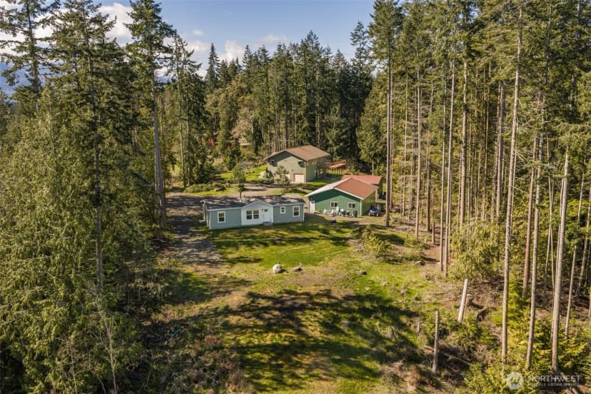 Property photo for 997 Old Olympic Highway, Port Angeles
