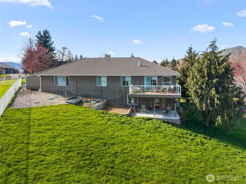 Property photo for 3555 Westridge Place, Wenatchee photo 4