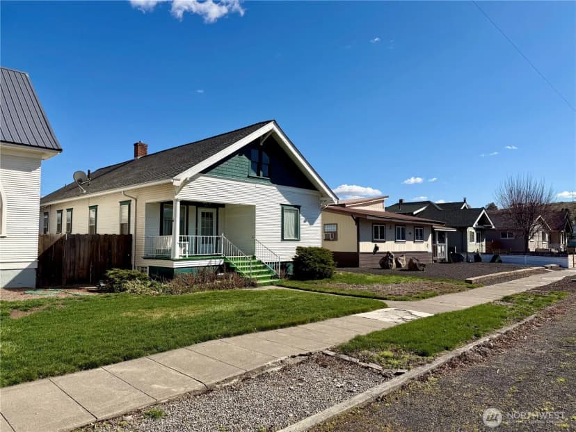 Property photo for 403 S Alder Street, Odessa photo 3