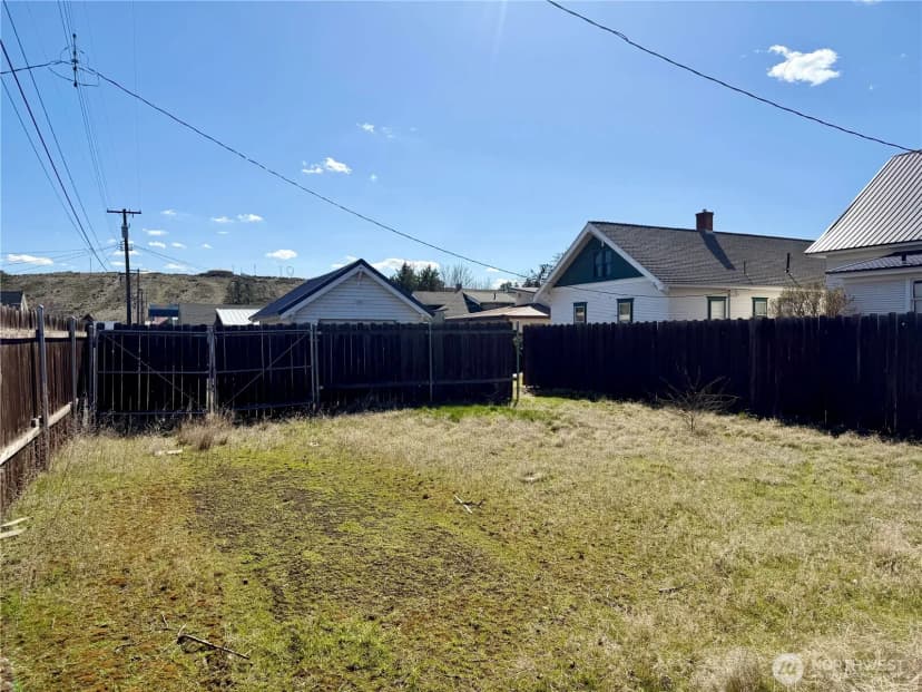 Property photo for 403 S Alder Street, Odessa photo 33