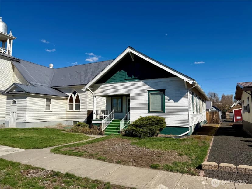Property photo for 403 S Alder Street, Odessa photo 2