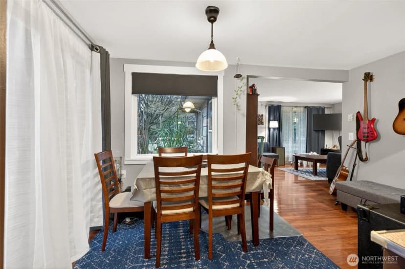 Property photo for 8620 35th Avenue Sw, Seattle photo 8