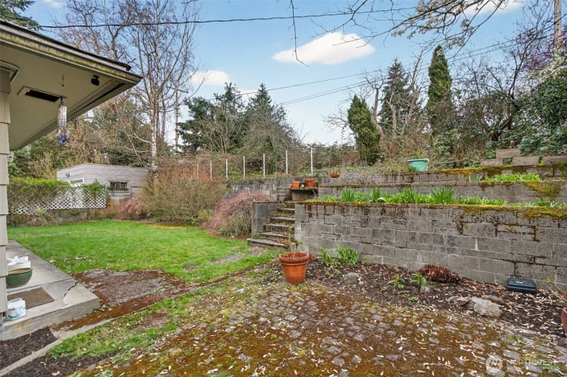 Property photo for 8620 35th Avenue Sw, Seattle photo 16