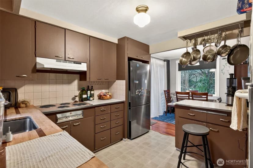 Property photo for 8620 35th Avenue Sw, Seattle photo 10