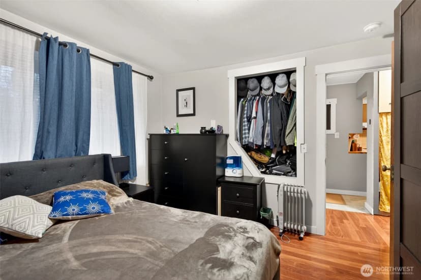 Property photo for 8620 35th Avenue Sw, Seattle photo 14