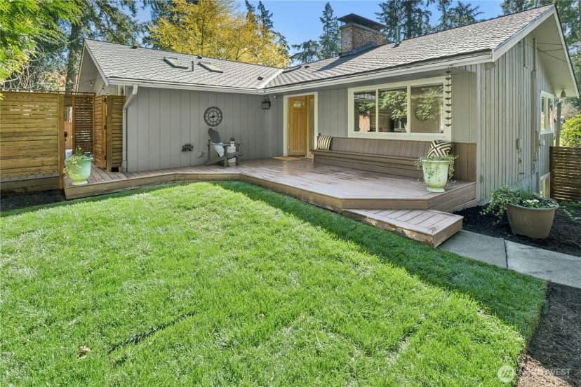 Property photo for 3016 106th Avenue Se, Bellevue photo 3