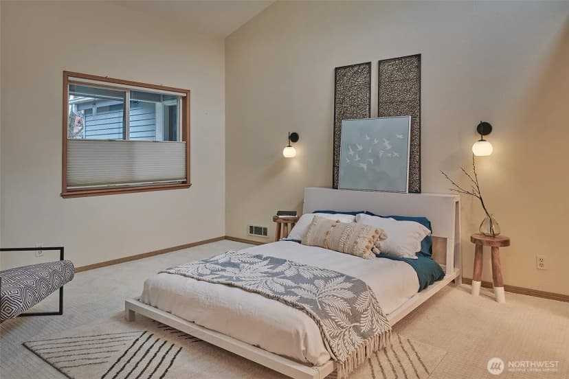 Property photo for 909 N 35th Street #402, Seattle photo 16