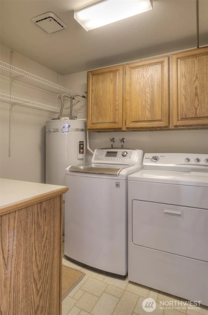 Property photo for 909 N 35th Street #402, Seattle photo 21