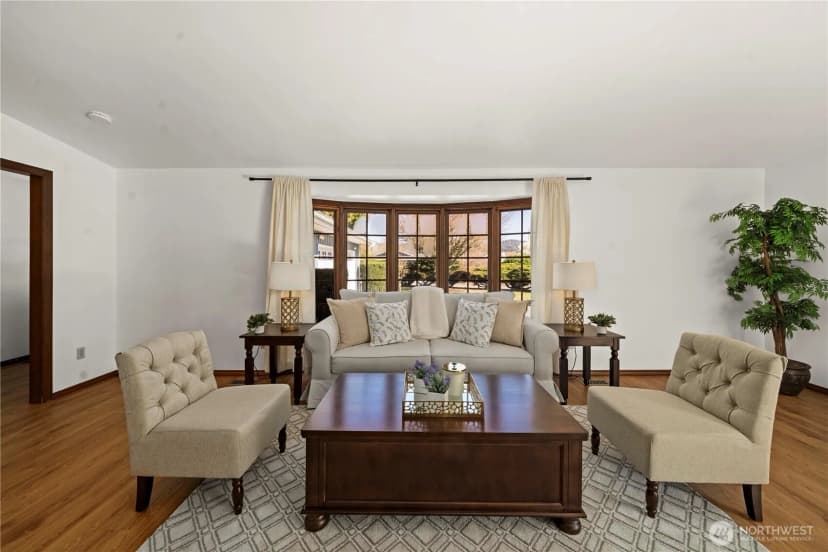 Property photo for 1825 Rainier Court, Sumner photo 6