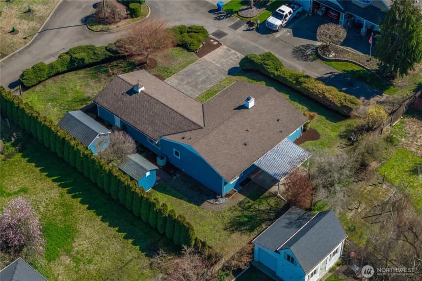 Property photo for 1825 Rainier Court, Sumner photo 4