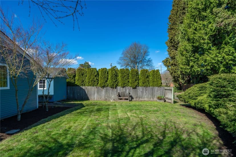 Property photo for 1825 Rainier Court, Sumner photo 24
