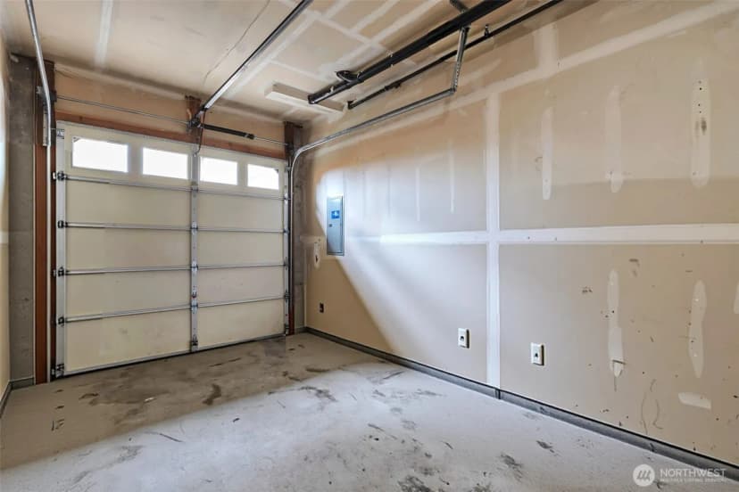 Property photo for 2221 E Spruce Street, Seattle photo 26