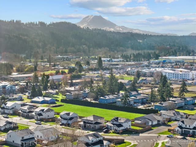 Property photo for 15750 58th Street Court E, Sumner photo 3