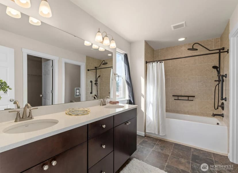 Property photo for 15750 58th Street Court E, Sumner photo 34
