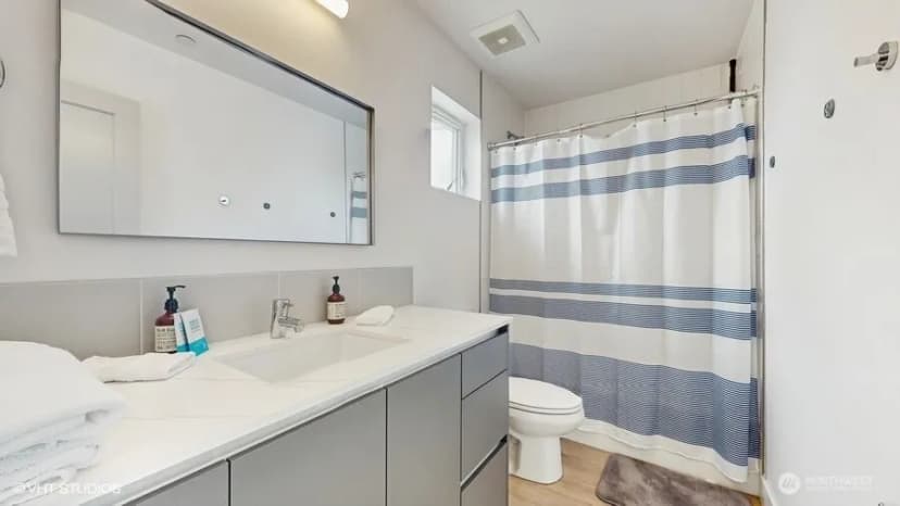 Property photo for 442 13th Avenue, Seattle photo 17