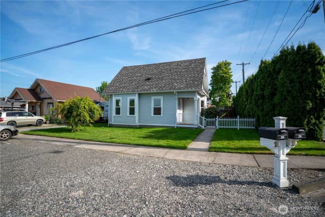 Property photo for 304 Sumas Ave, Sumas photo 3