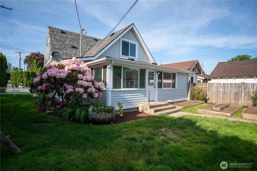Property photo for 304 Sumas Ave, Sumas photo 9