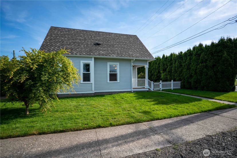 Property photo for 304 Sumas Ave, Sumas photo 4