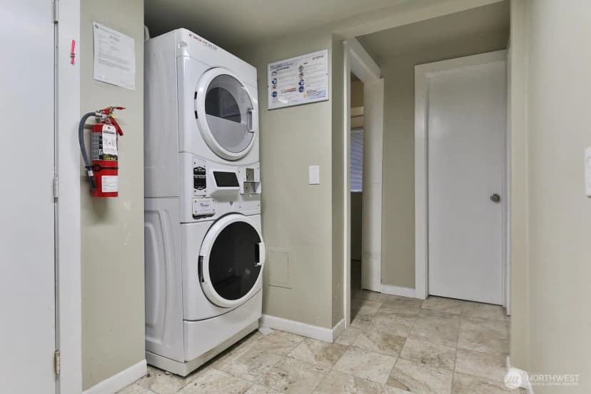 Property photo for 310 Aloha Street, Seattle photo 10