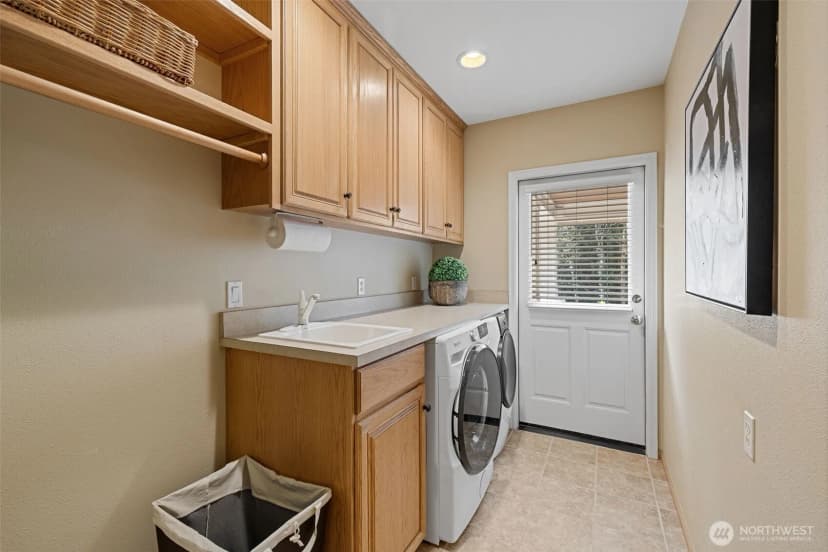 Property photo for 12118 198th Avenue Ne, Woodinville photo 17