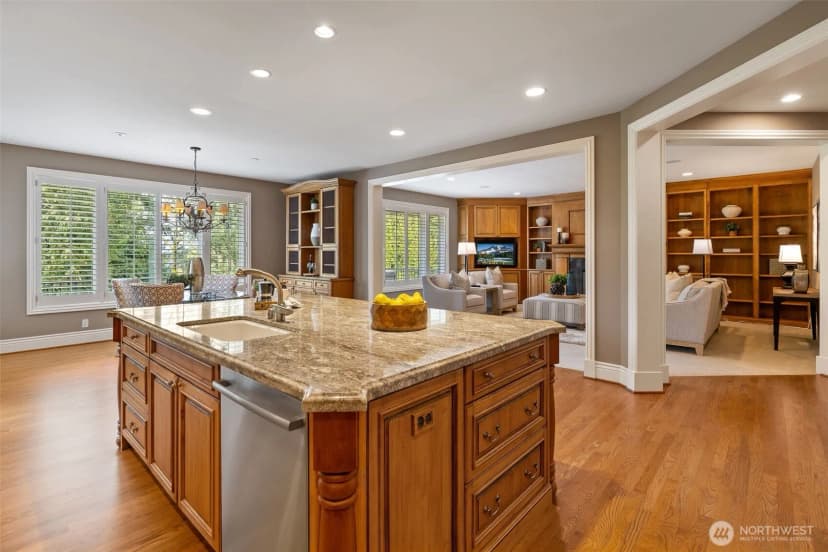 Property photo for 2753 204th Lane Ne, Sammamish photo 16
