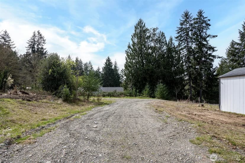 Property photo for 17227 4th Avenue Nw, Lakebay photo 17