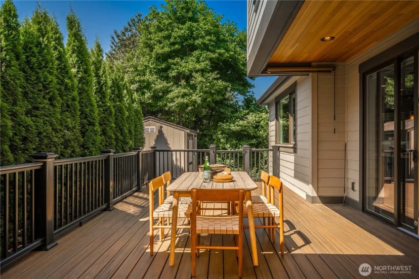Property photo for 10933 Ne 60th Street, Kirkland photo 38