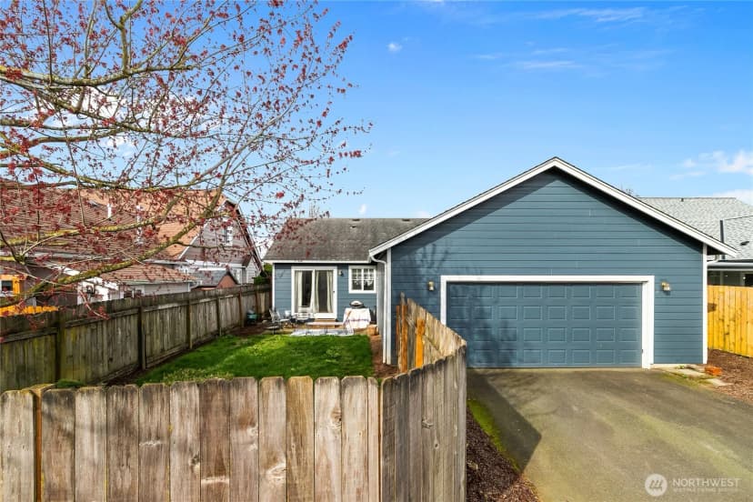 Property photo for 2236 Oak Street, Lynden photo 22