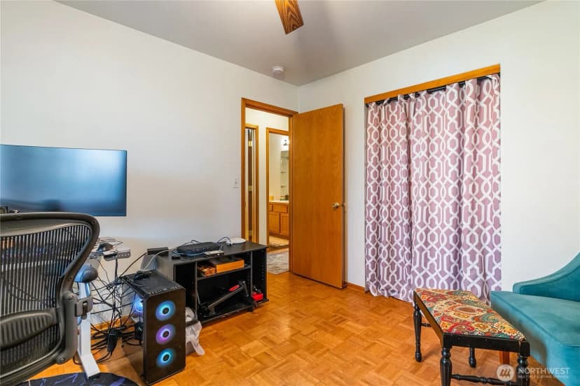 Property photo for 2236 Oak Street, Lynden photo 19