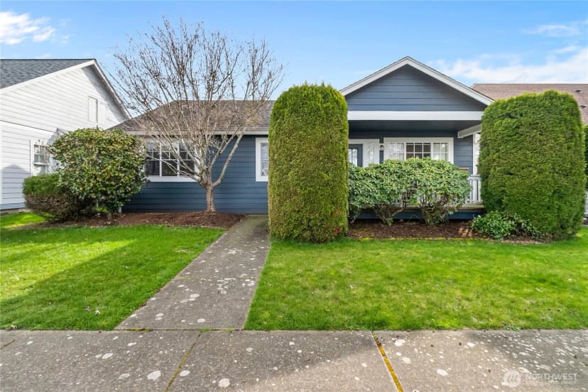 Property photo for 2236 Oak Street, Lynden