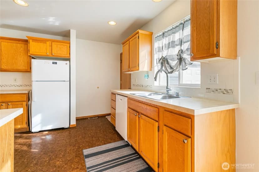 Property photo for 2236 Oak Street, Lynden photo 11