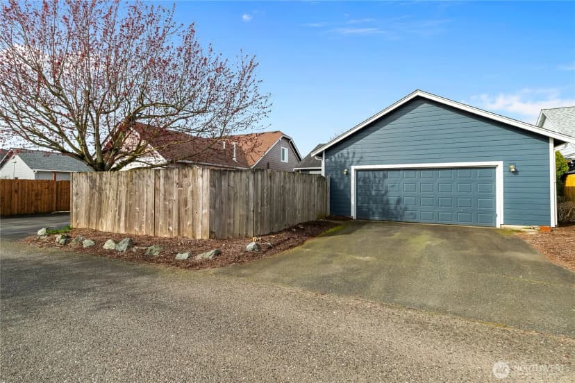 Property photo for 2236 Oak Street, Lynden photo 23