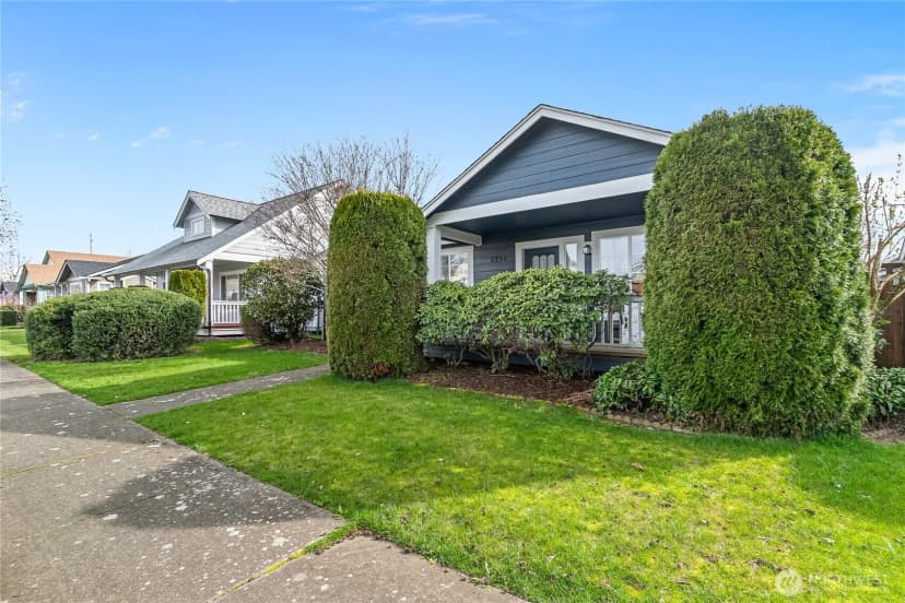 Property photo for 2236 Oak Street, Lynden photo 28