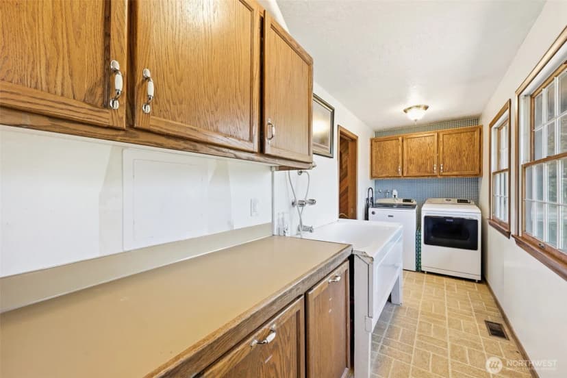 Property photo for 2723 Key Peninsula Highway Sw, Lakebay photo 12