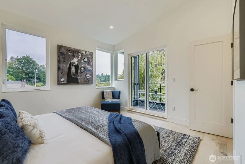 Property photo for 8810 41st Avenue Sw, Seattle photo 16