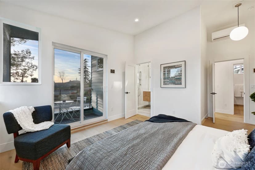 Property photo for 8810 41st Avenue Sw, Seattle photo 17