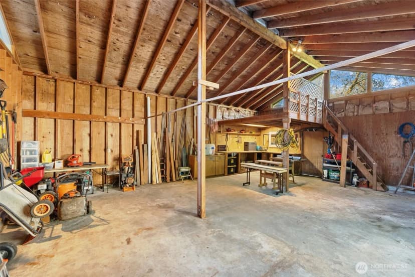 Property photo for 17055 37th Avenue Ne, Lake Forest Park photo 29