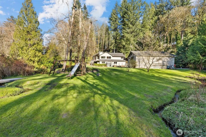 Property photo for 17055 37th Avenue Ne, Lake Forest Park photo 35