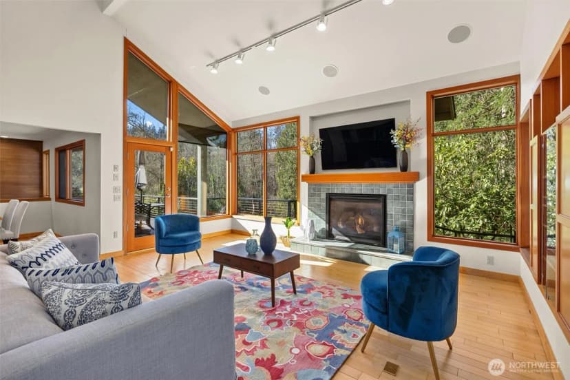 Property photo for 17055 37th Avenue Ne, Lake Forest Park photo 15