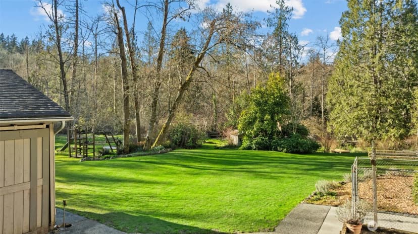 Property photo for 17055 37th Avenue Ne, Lake Forest Park photo 33