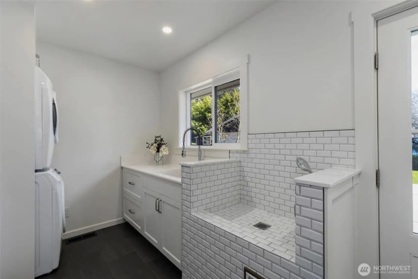 Property photo for 26290 Ohio Avenue Ne, Kingston photo 22