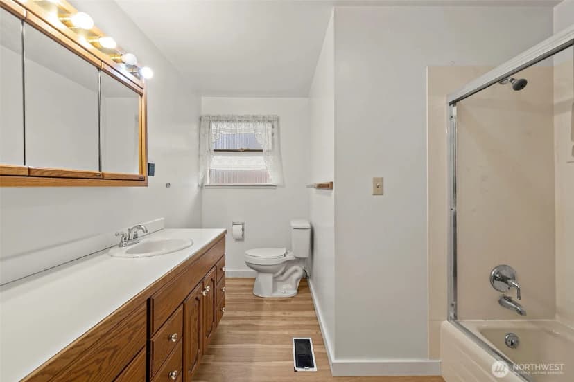 Property photo for 2612 204th Street Sw, Lynnwood photo 14