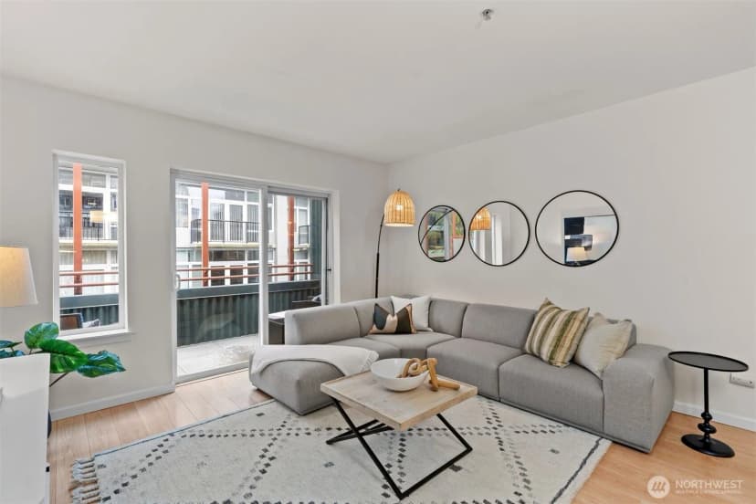 Property photo for 2717 Western Avenue #624, Seattle photo 9