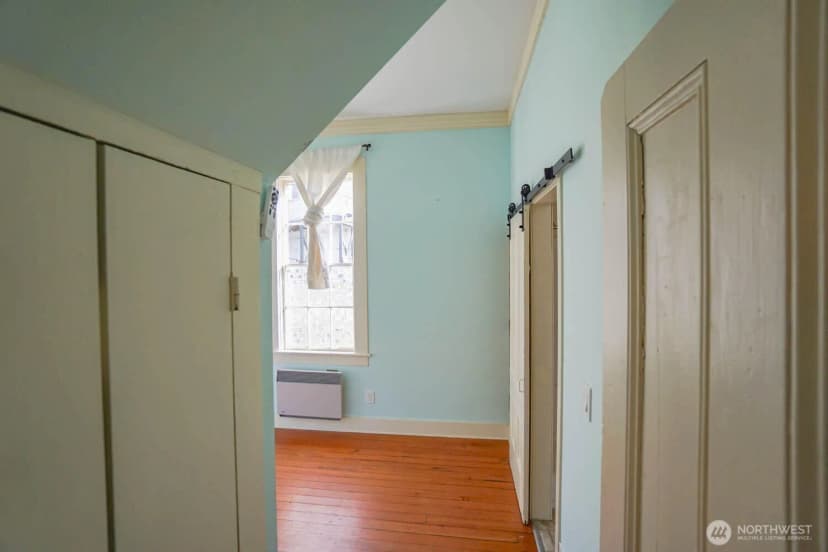 Property photo for 99 Main Street, Cathlamet photo 16